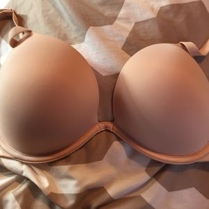 Victoria's Secret Wear Everywhere Super Push-Up