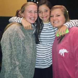 Meet your Posher, Raelee