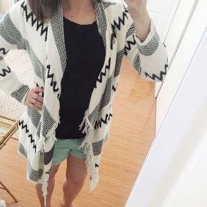 Oversized Blanket Cardigan