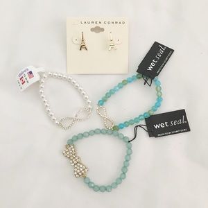 NWT Trendy Bracelets and Earrings Set