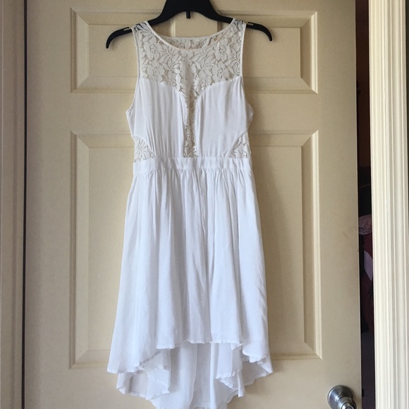 New white BCBG lace dress