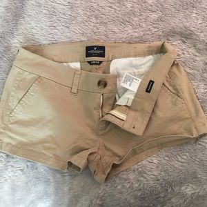 American Eagle Khaki Shortie