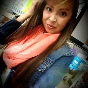 Meet your Posher, Lindsey