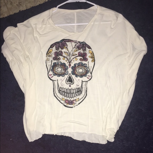 Cream graphic top