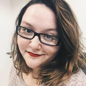 Meet your Posher, Alicia