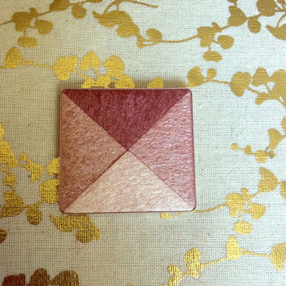 Laura Mercier shimmer bloc