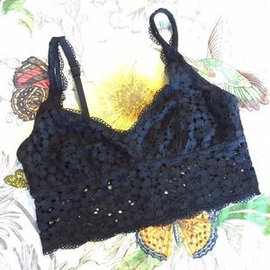 Aerie Black Lace Bralette 💋
