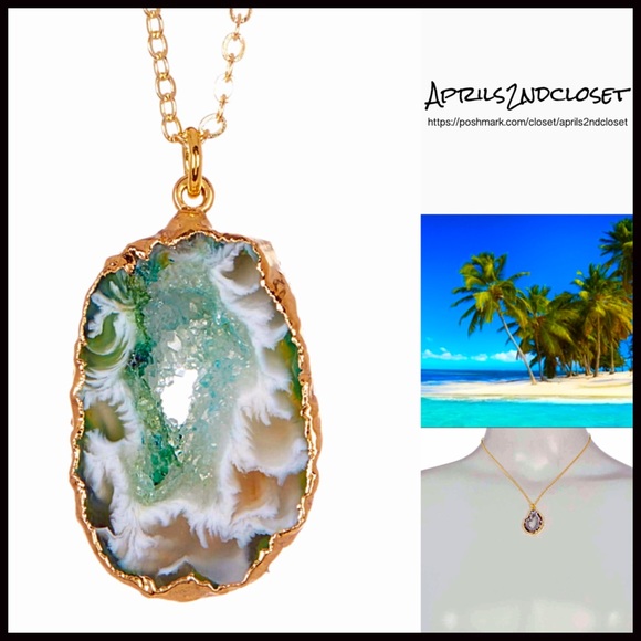 Boutique Jewelry - ❗️1-HOUR SALE❗️NECKLACE Boho Druzy Pendant Stone