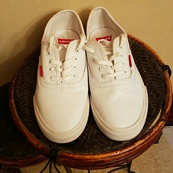 Shoes - Picture 2 of 3