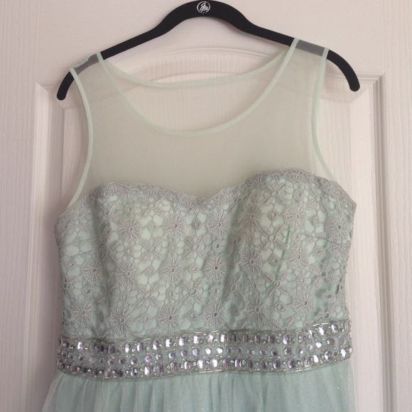 Prom dress, sparkling mint!
