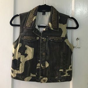 Camouflage denim vest
