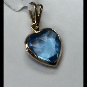 💙💙💙 18 K Gold Triple Layered  Heart Pendant