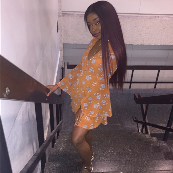 MEET ME 😊 - Picture 2 of 3