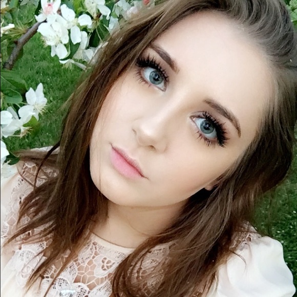 Meet your Posher, Diana