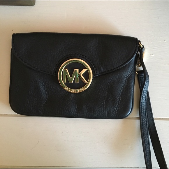 Michael Kors Wristlet