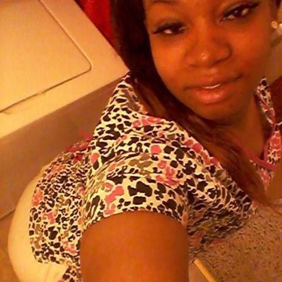 Meet your Posher, Brit