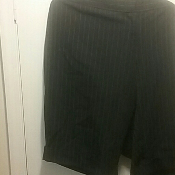 Dress capris