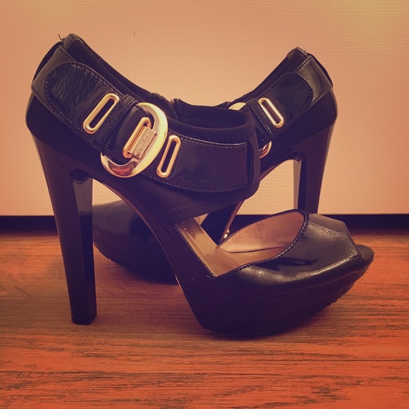 TODAY ONLY SALE MICHAEL KORS patent leather heels