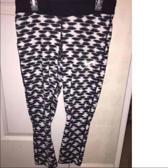 Nike Women Leggings