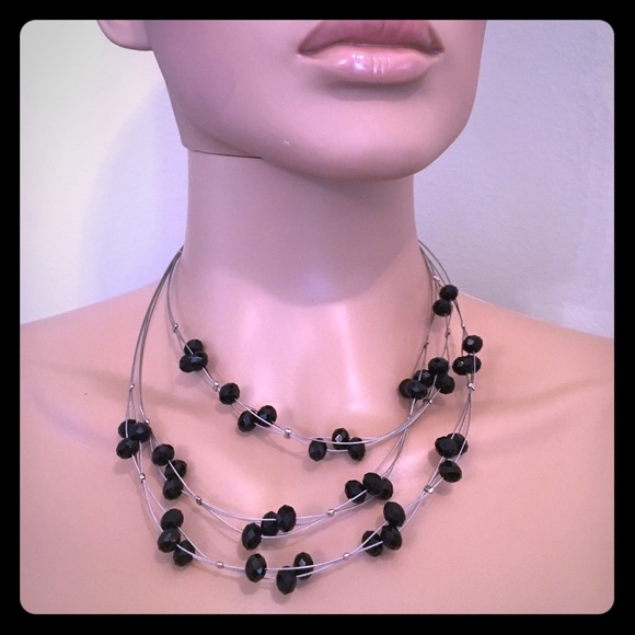 Boutique Jewelry - Beautiful 16 1/2" multi string bead necklace set