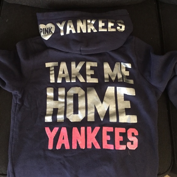 Yankee pink sweatshirt