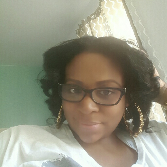 Meet your Posher, Tiffany