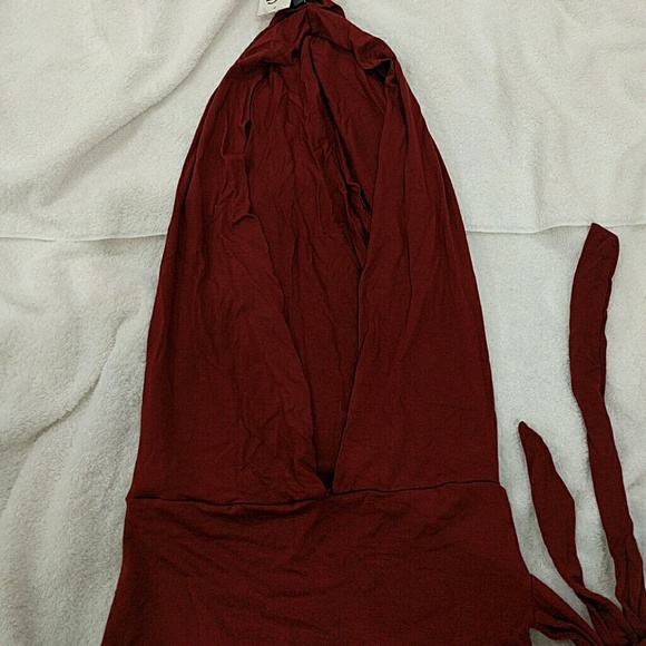 Open back halter. - Picture 3 of 3