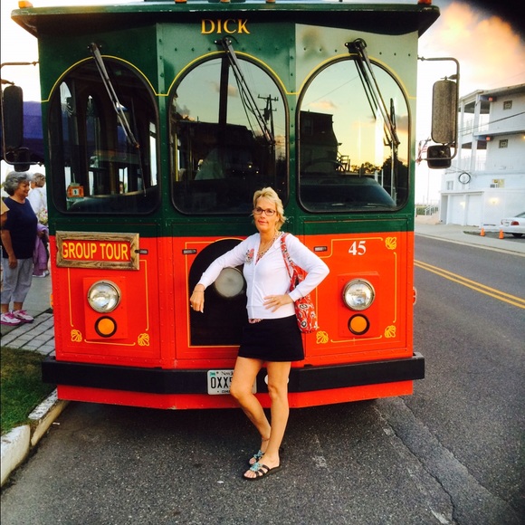 Meet your Posher, Debbie