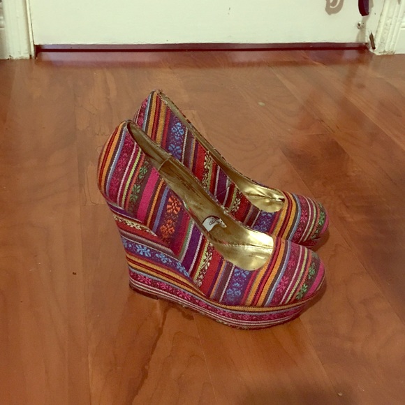 Serape Wedges