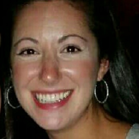 Meet your Posher, Suzanne