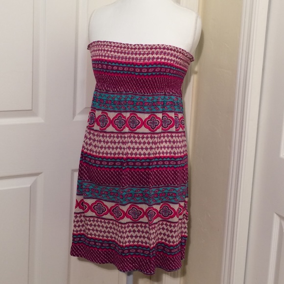 Mai Tai Dresses & Skirts - Mai Tai Strapless Dress