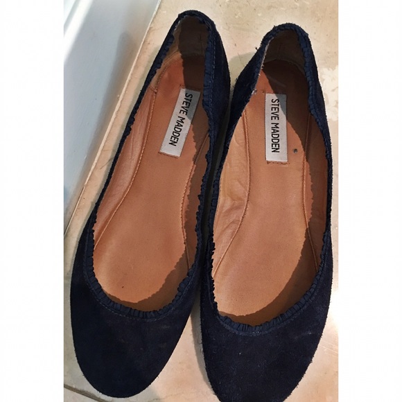 Steve Madden Navy Blue Flats