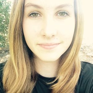 Meet your Posher, Talya