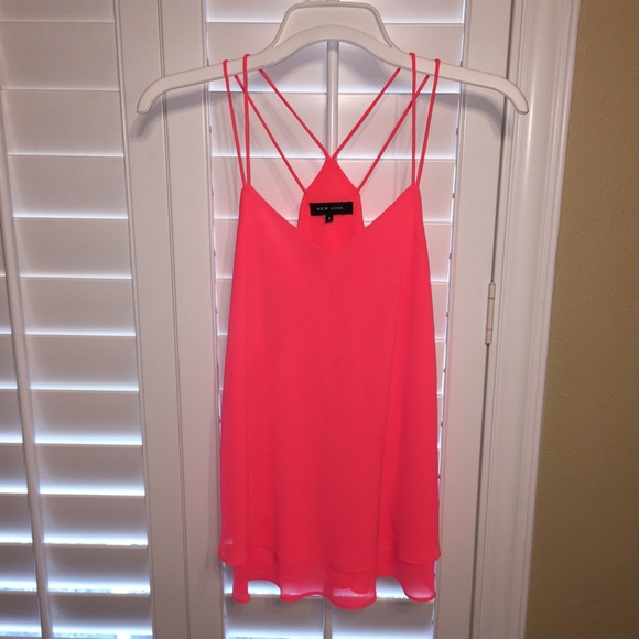 Dressy neon pink flowey tank top - Picture 1 of 4