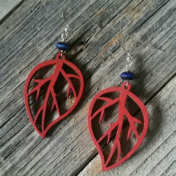 Earrings Earthly Mod Leafs
