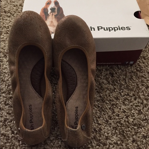 hush Puppies tan ballet flats size 7 used once