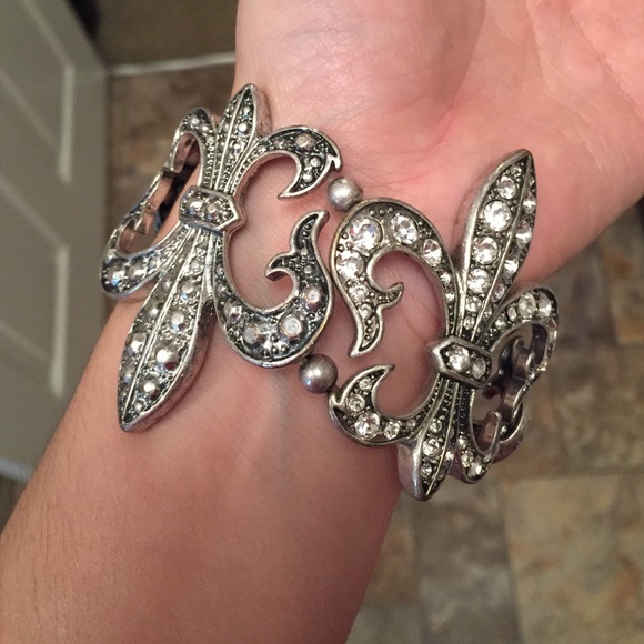 Fleur de Lis bracelet