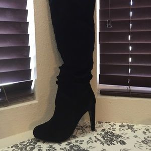 Over the knee super cute suede boots