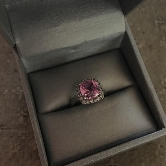 Cute pink ring from Zales barely worn