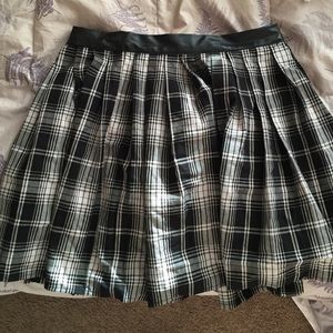 Plaid skirt that was worn once