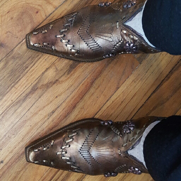 Additional pics Bcbg booties