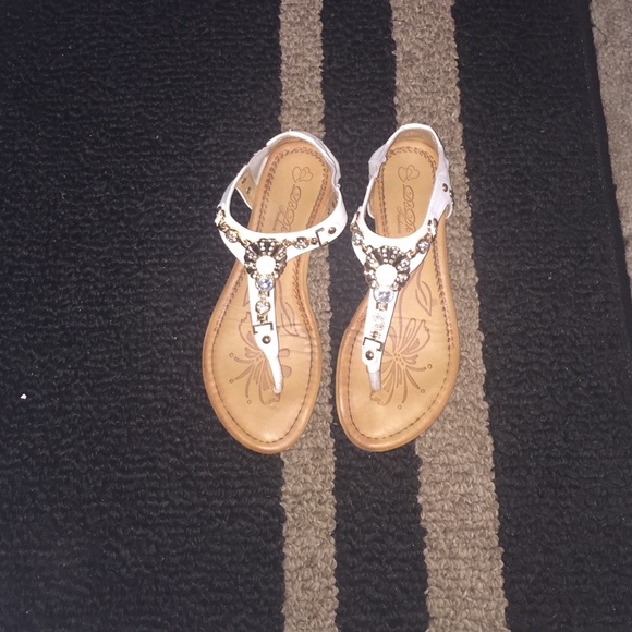 Super Cute Sandals!!