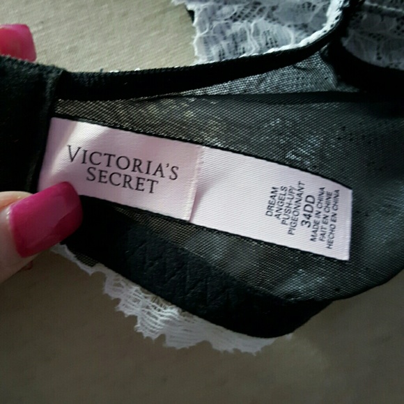 Victoria's secret bra - Picture 3 of 3