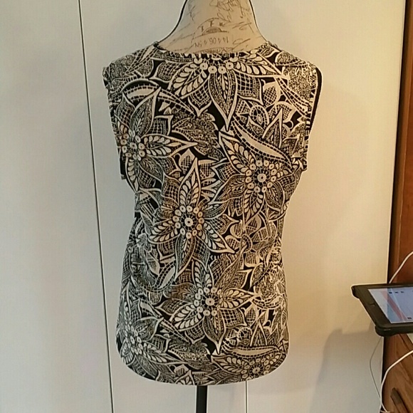 DKNY top - Picture 3 of 3