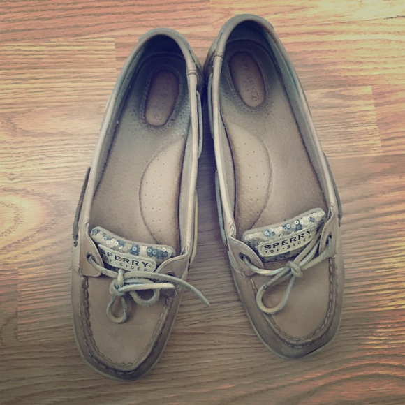 Cheetah print sperrys