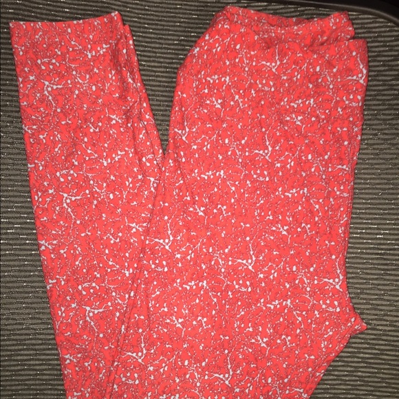 LuLaRoe OS One Size Paint Splatter Leggings