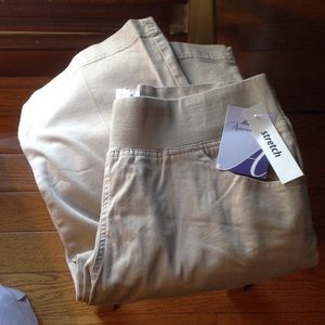 Twill maternity pants
