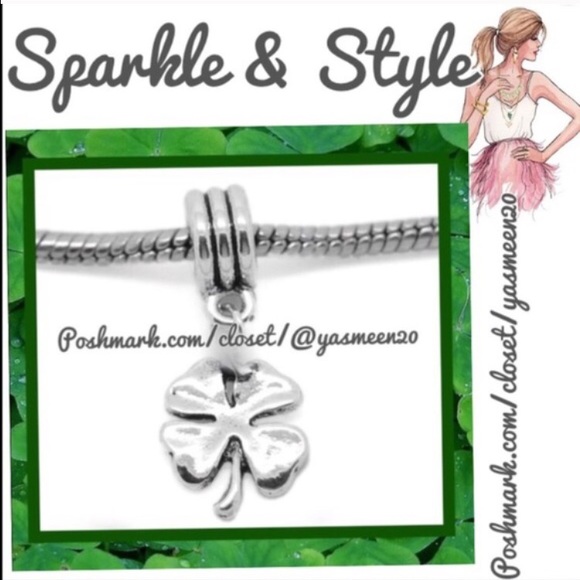 🍀Four leaf clover bracelet charm 🍀
