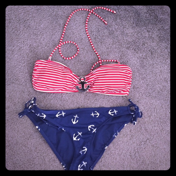 Black Poppy Anchor bathing suit!⚓️