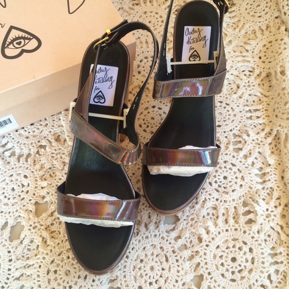 LAST PAIRS☃️💕pewter wooden platforms - Picture 2 of 4